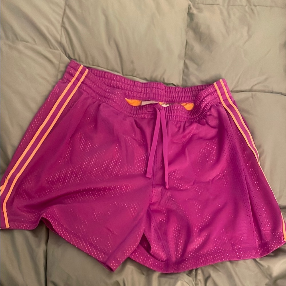 ATHLETIC SHORTS